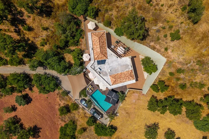 Stunning 3-Bed Villa São Brás de Alportel €795,000| Infinity Pool | South Facing