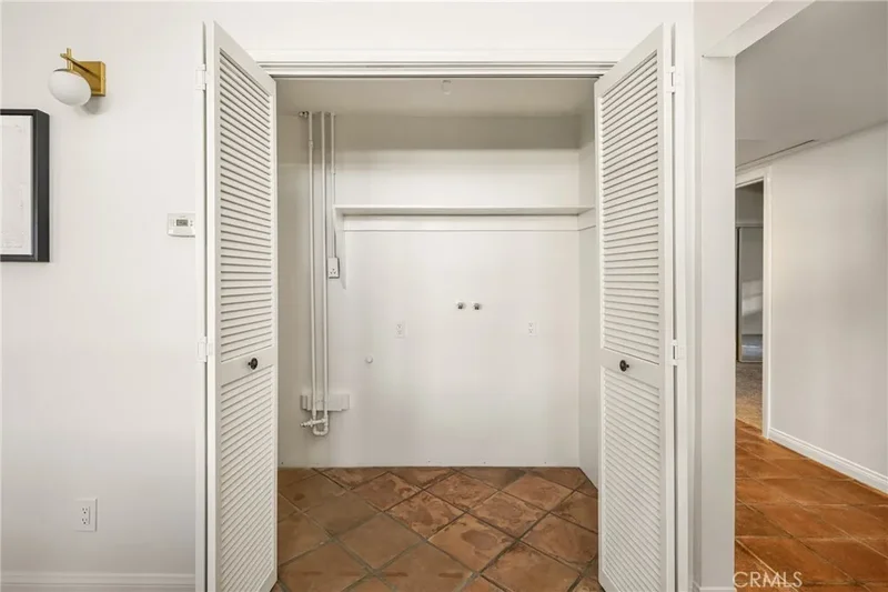337 Vista Baya, CA, Costa Mesa, California, United States. - Photo 29