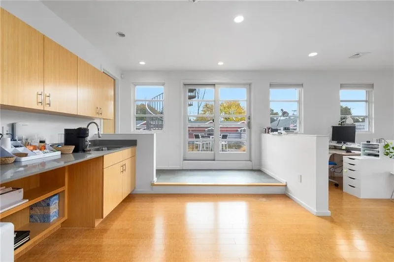 5 Clinton Avenue, Jamestown, RI, 02835, USA, Jamestown, Rhode Island, United States. - Photo 17