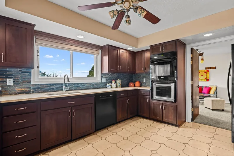 20 Avenida Del Monte Alto, Santa Fe, NM 87508, Santa Fe, New Mexico, United States. - Photo 42