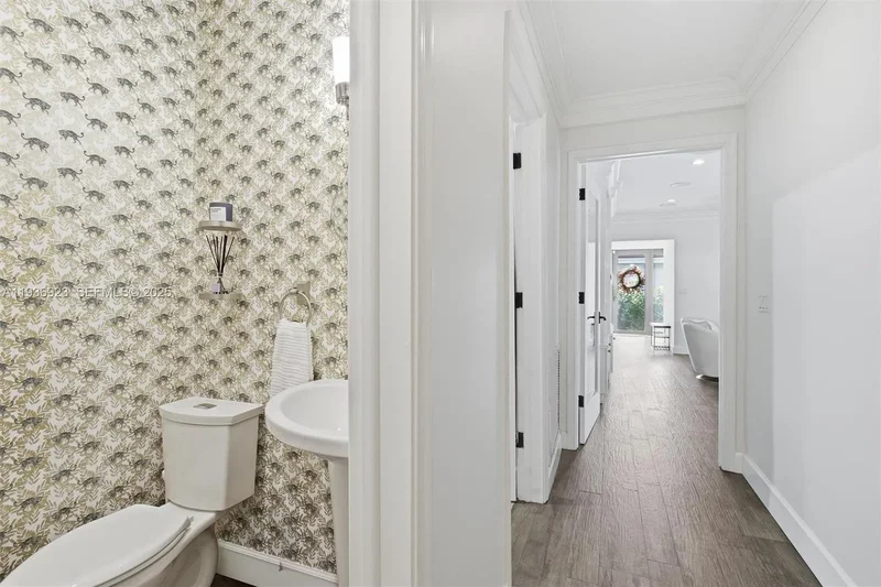 12510 Ramiro St, Coral Gables, Florida, United States. - Photo 47