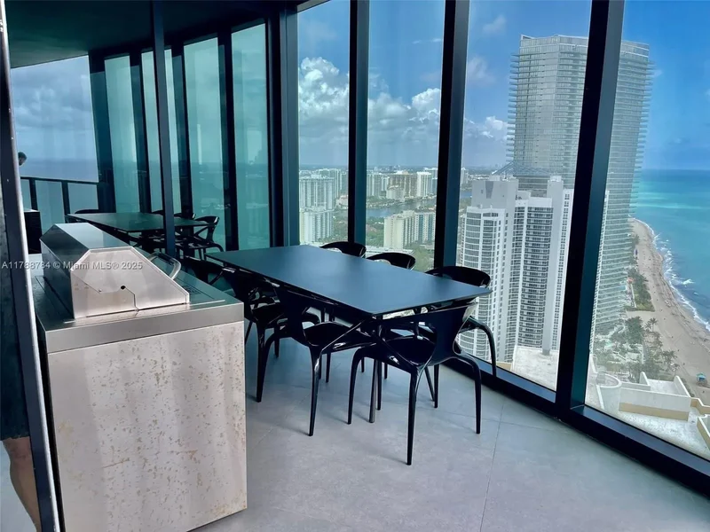 18555 Collins Ave, #3705, Sunny Isles Beach, FL, 33160, USA, Golden Beach, Florida, United States. - Photo 26