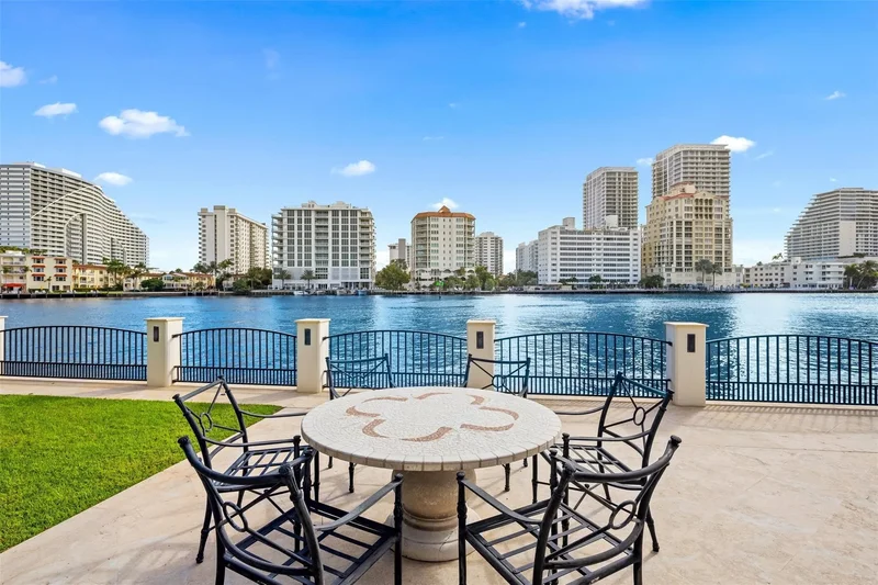 2716 Aqua Vista Blvd, Fort Lauderdale, Florida, United States. - Photo 64