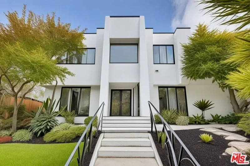 Residential Income in Los Angeles