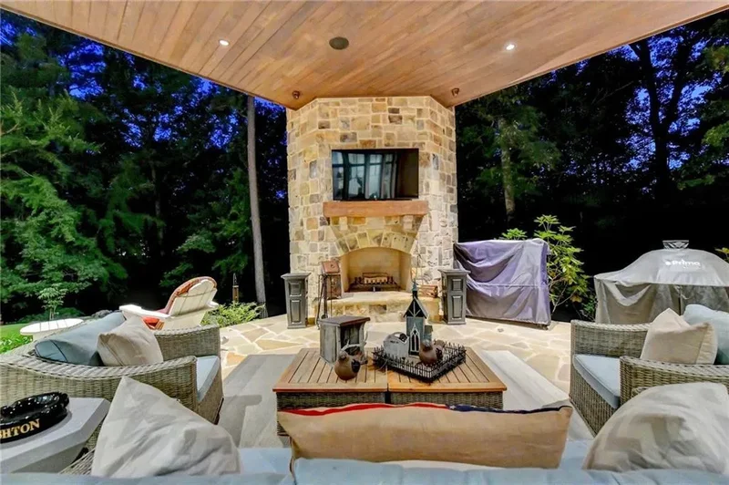 962 Chattooga Trace, Suwanee, GA 30024, Suwanee, Georgia, United States. - Photo 17