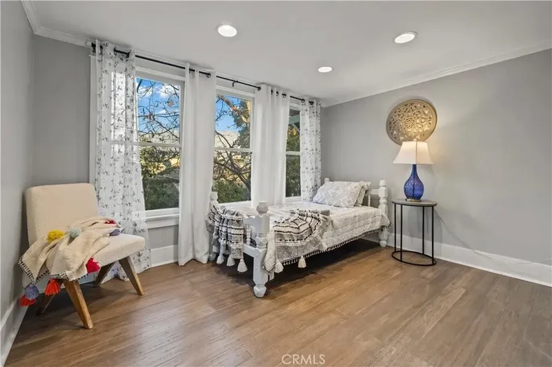 790 N El Molino, Altadena, California, United States. - Photo 13