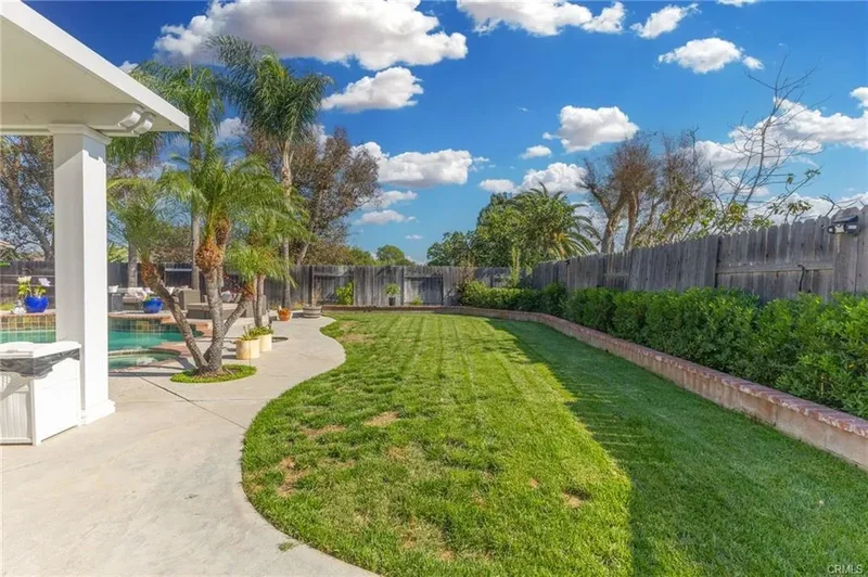 909 Nottingham Dr, Corona, CA 92880, Corona, California, United States. - Photo 37