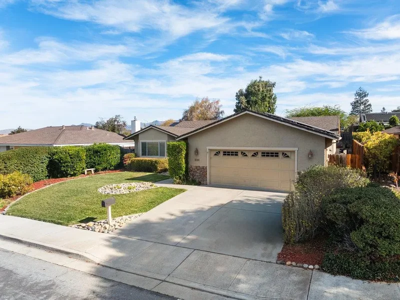 1091 Nez Perce Drive, Hollister, CA 95023, Hollister, California, United States. - Photo 2