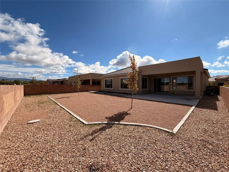 4162 ARBOLES BONITOS, Santa Fe, NM 87507, Santa Fe, New Mexico, United States. - Photo 18