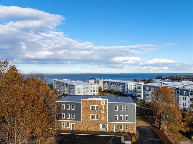393 Court St #5, Plymouth, MA 02360, Plymouth, Massachusetts, United States. - Photo 1