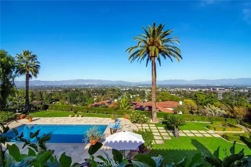18933 La Montana Place, Los Angeles, California, United States. - Photo 44