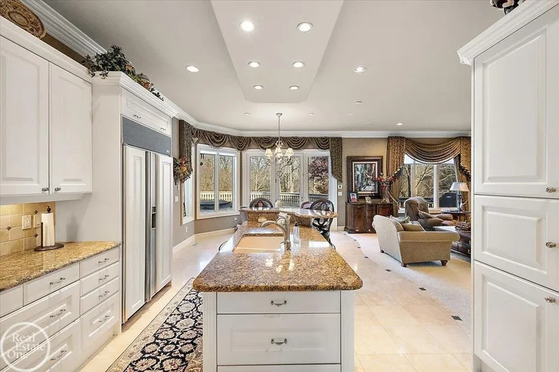 4575 Hidden Glen, #UNIT #3, Oakland Township, MI, 48306, USA, Rochester, Michigan, United States. - Photo 9