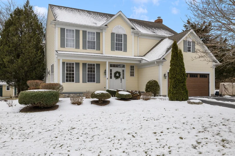 43 Wild Rose Court, South Kingstown, Ri, 02879