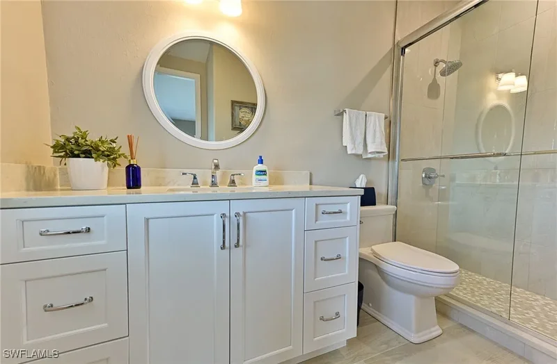117 Barefoot Circle 18, Bonita Springs, Florida, United States. - Photo 9