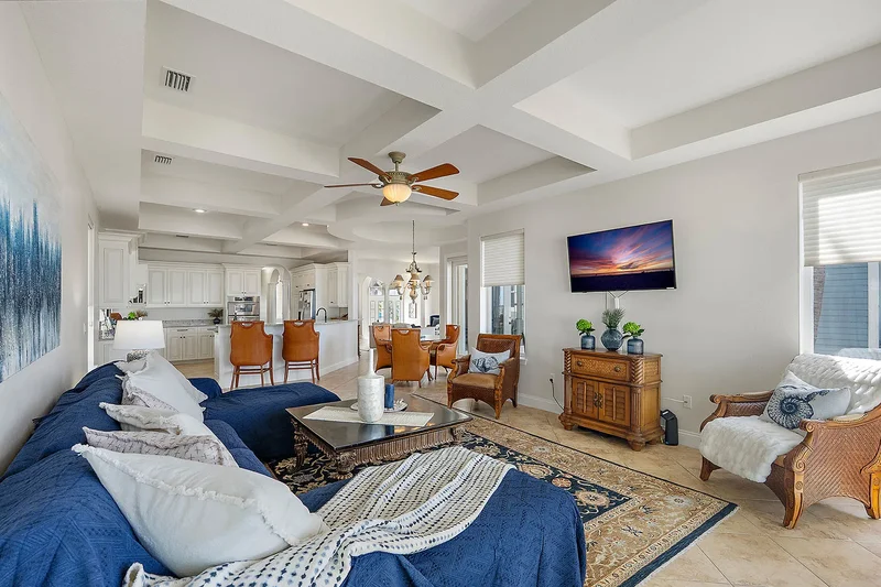 10048 Gulf Boulevard, Treasure Island, FL 33706, St. Pete Beach, Florida, United States. - Photo 27