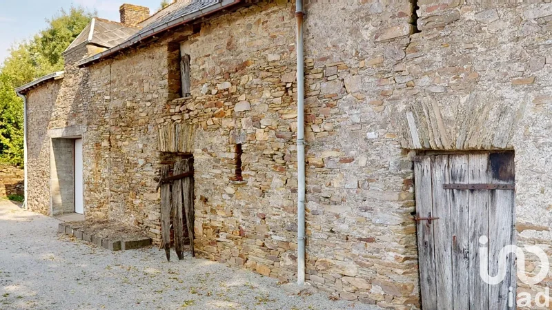 Saint-Mars-du-Désert, Pays de la Loire, France. - Photo 9