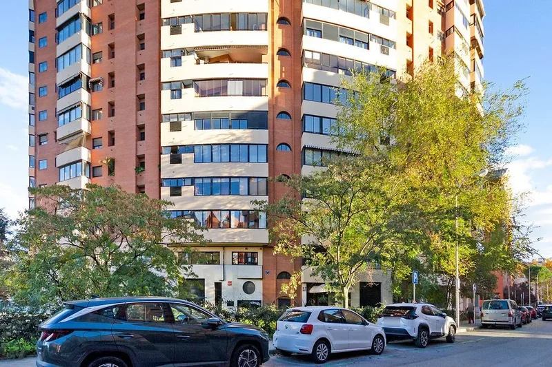 Avenida Pio XII, 97,  Madrid,  Chamartín - Nueva España,  2ª Planta, Chamartín, Madrid, Spain. - Photo 11