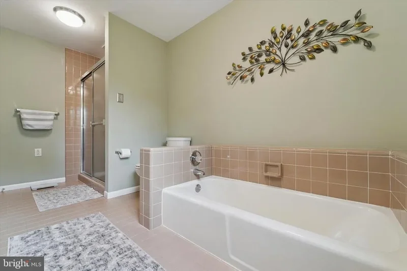 857 HAMILTON DR DRIVE, LAFAYETTE HILL, PA 19444, Lafayette Hill, Pennsylvania, United States. - Photo 36