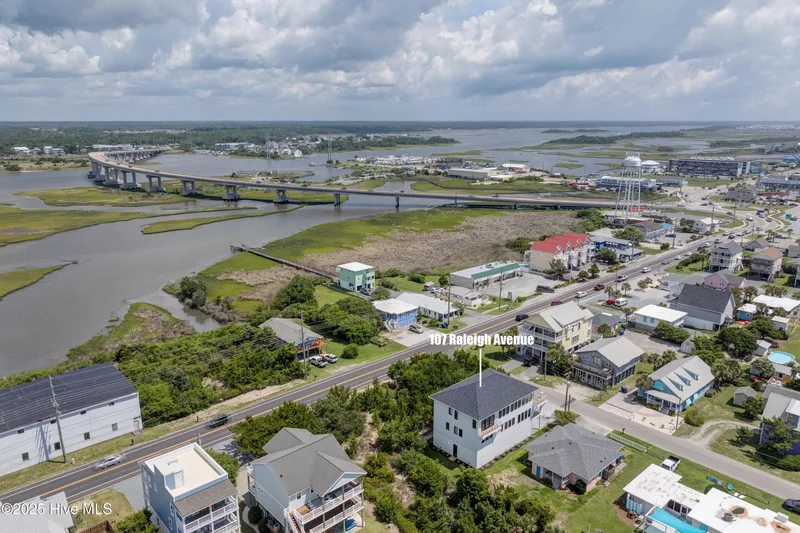 107 Raleigh Avenue, Surf City, North Carolina, United States. - Photo 70