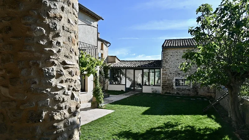 alpes de haute provence, Forcalquier, Provence-Alpes-Côte d'Azur, France. - Photo 17
