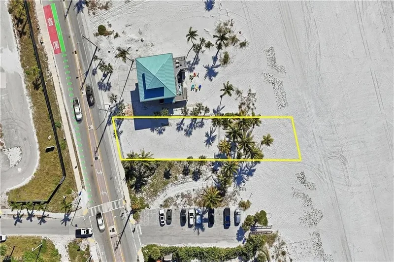 3610, Fort Myers Beach, Florida, United States. - Photo 17