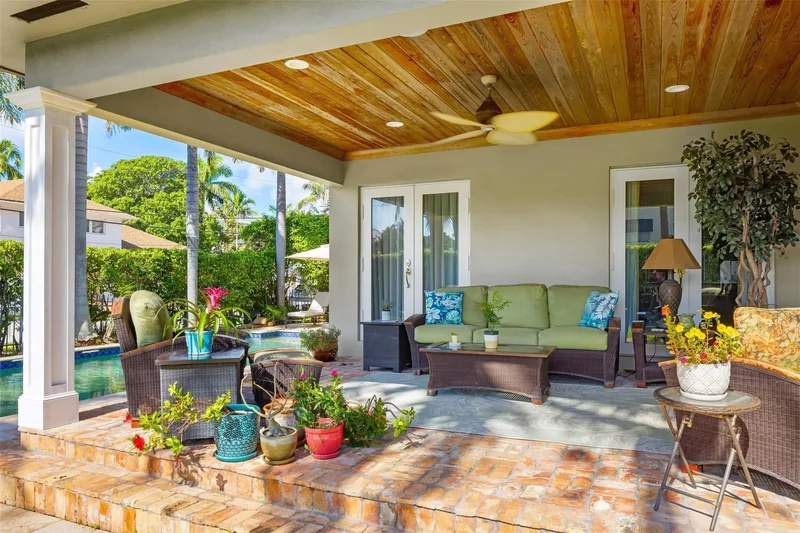 359 Poinciana Dr, Fort Lauderdale, Florida, United States. - Photo 35