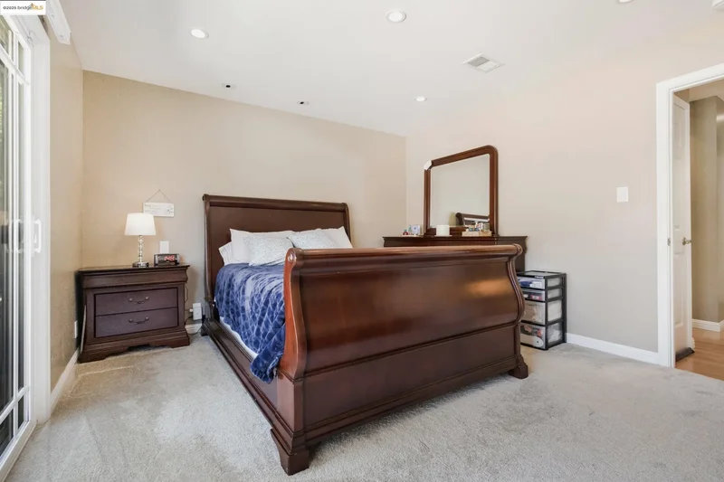 3555 Laurant Way, San Jose, California, United States. - Photo 10