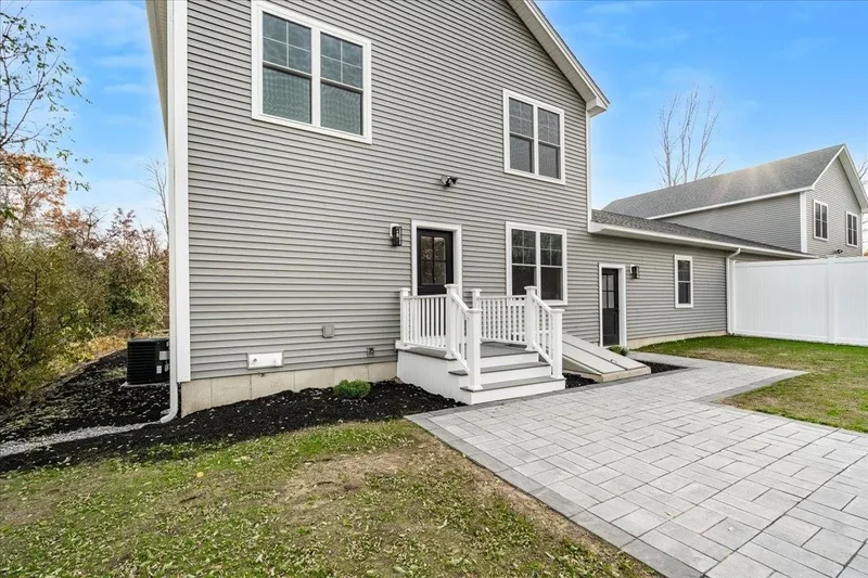5 Jennifer Drive Units A & B, Merrimack, NH 03054, Merrimack, New Hampshire, United States. - Photo 12