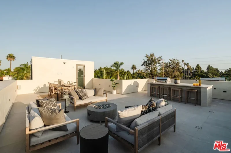 819 N Ogden Drive, Los Angeles, California, United States. - Photo 46