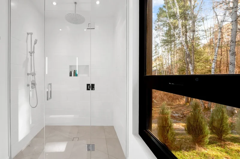 405 Allée de la Sapinière, Mont-Tremblant, Quebec, Canada. - Photo 28