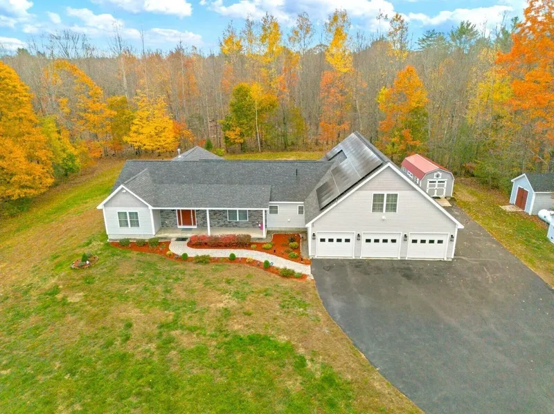 4 Bedrooms Single Family Detached
