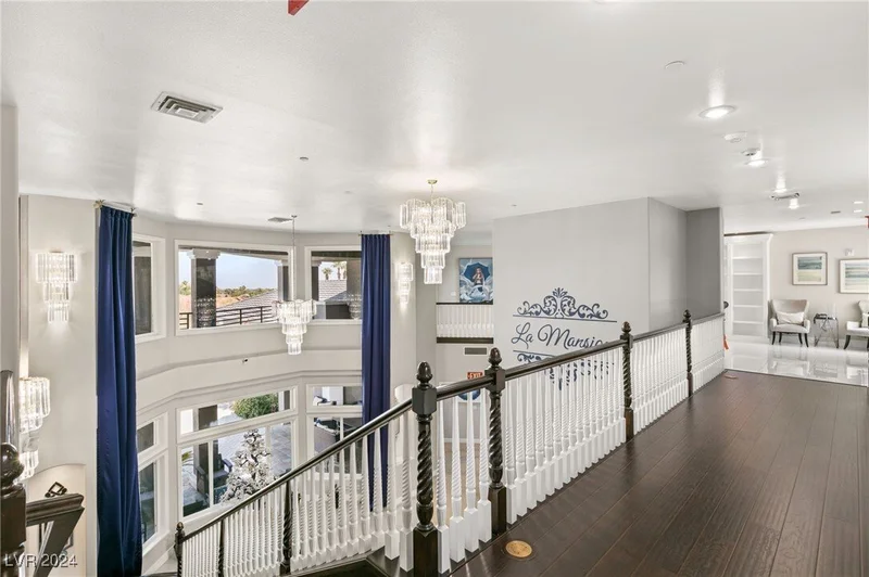 5930 N El Capitan Way, Las Vegas, Nevada, United States. - Photo 30