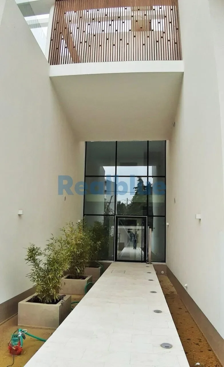 Gallery photo 8
