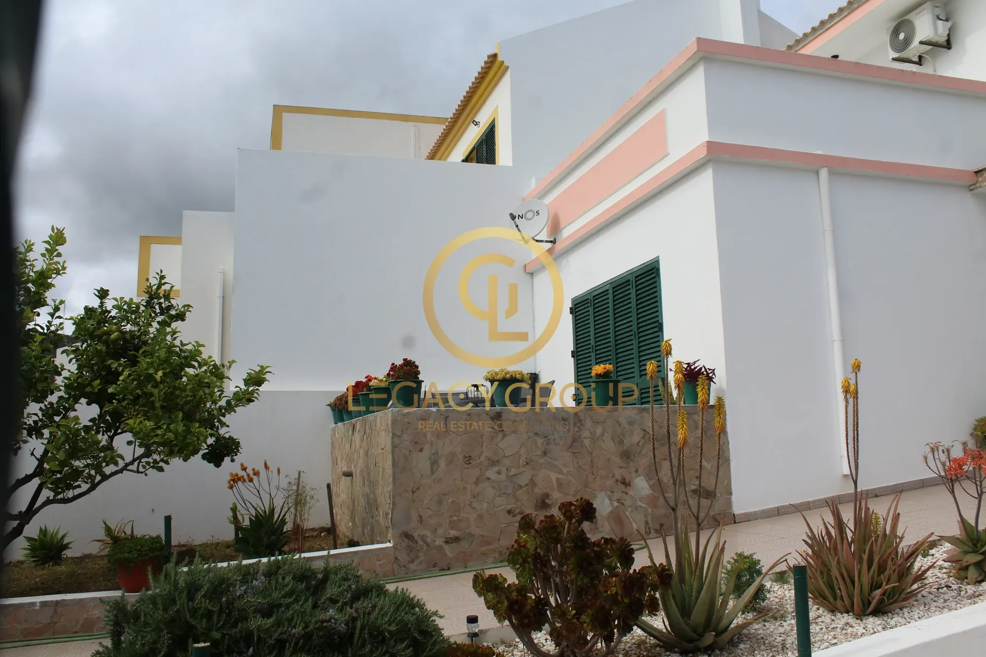 Gallery photo 6