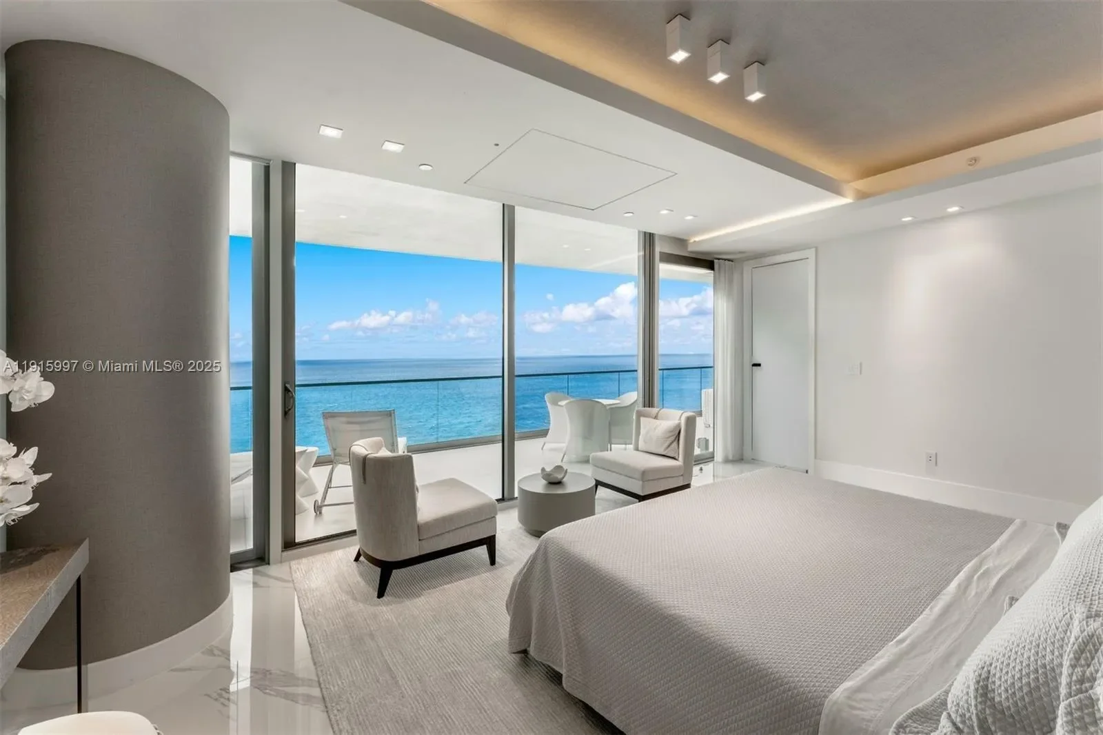 10201 Collins Ave 1803, Bal Harbour, Florida, United States. - Photo 16