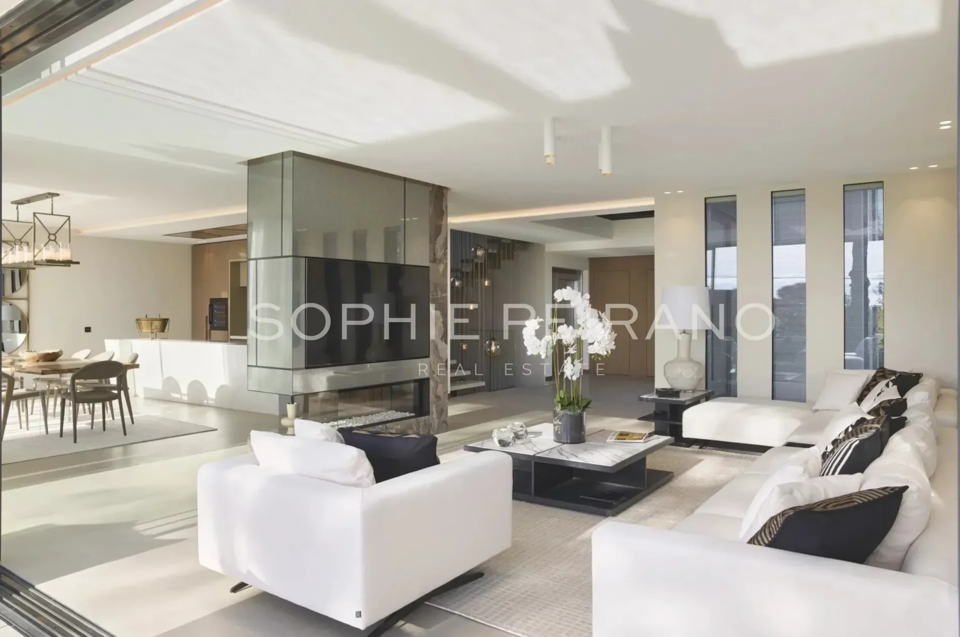 Gallery photo 1