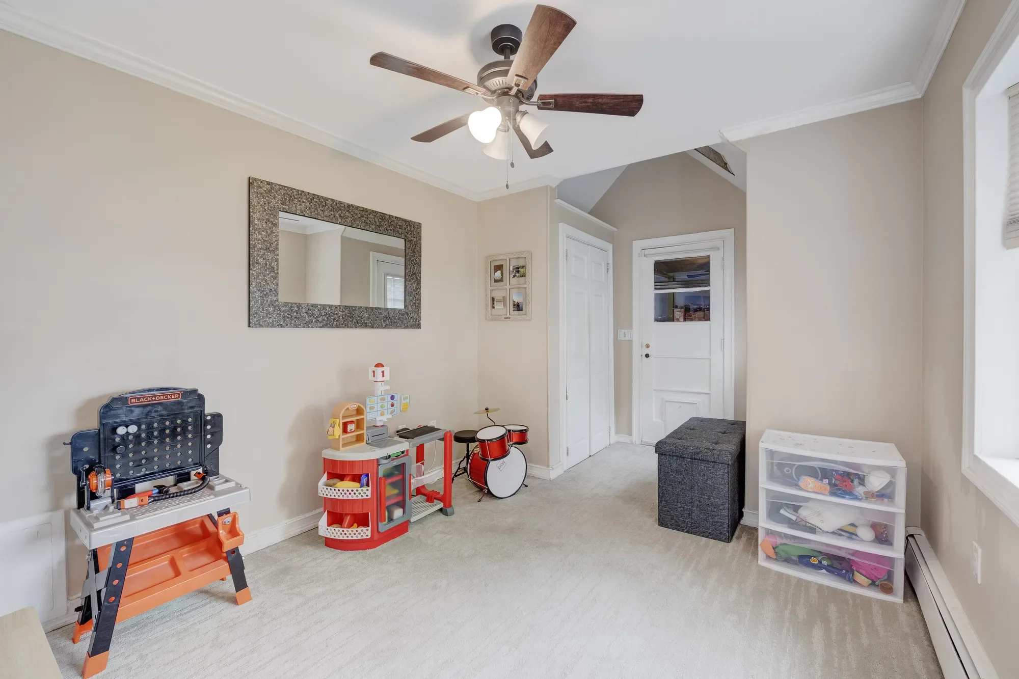 296 Jerome Avenue , Carle Place, NY 11514, Carle Place, New York, United States. - Photo 4
