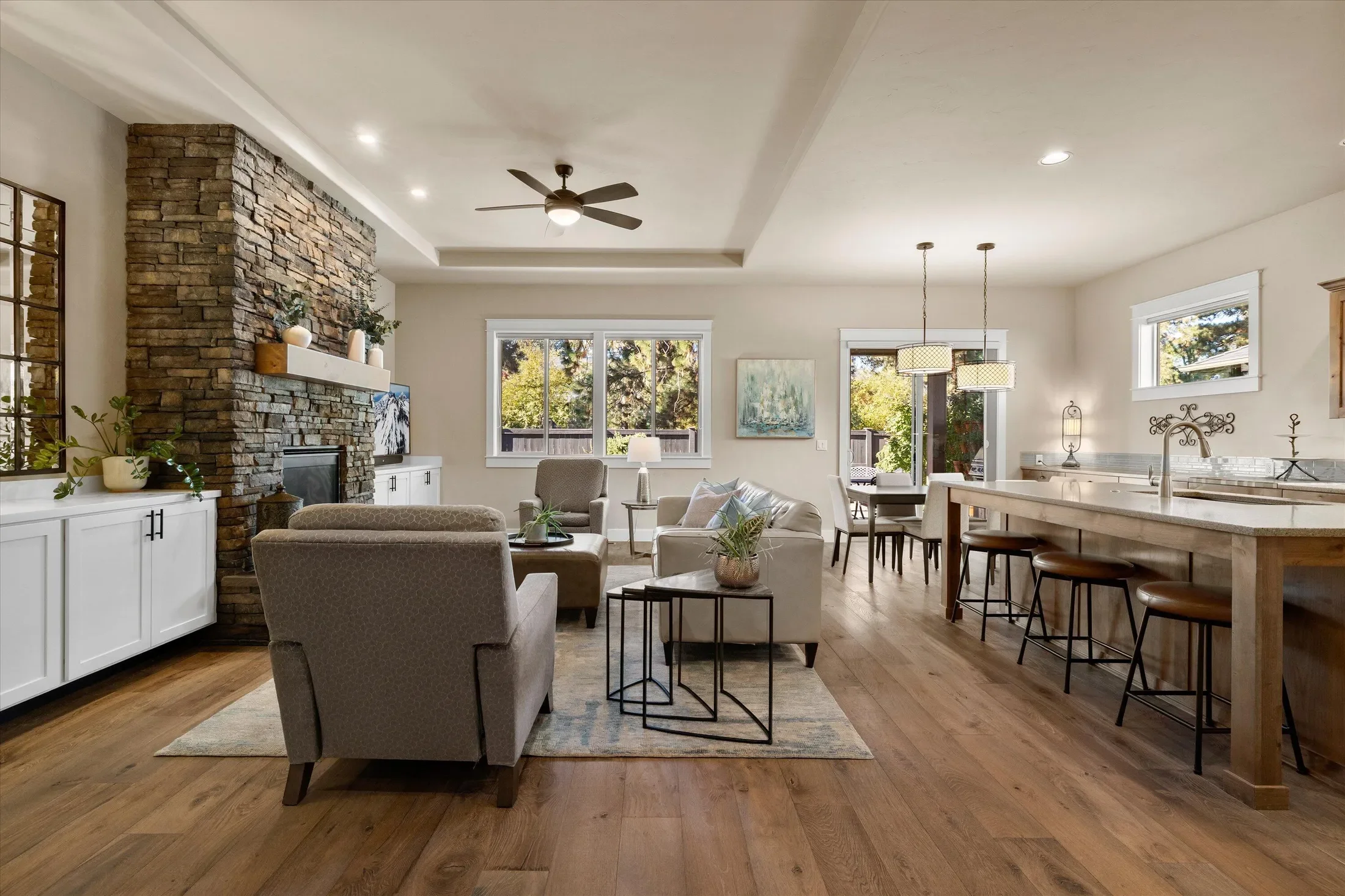60208 Rolled Rock Way, Bend, Oregon, United States. - Photo 2