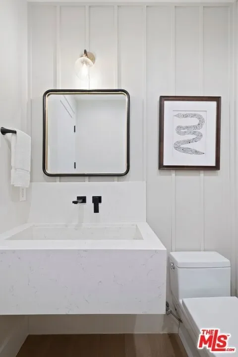 15125 Valley Vista Boulevard, Los Angeles, California, United States. - Photo 5