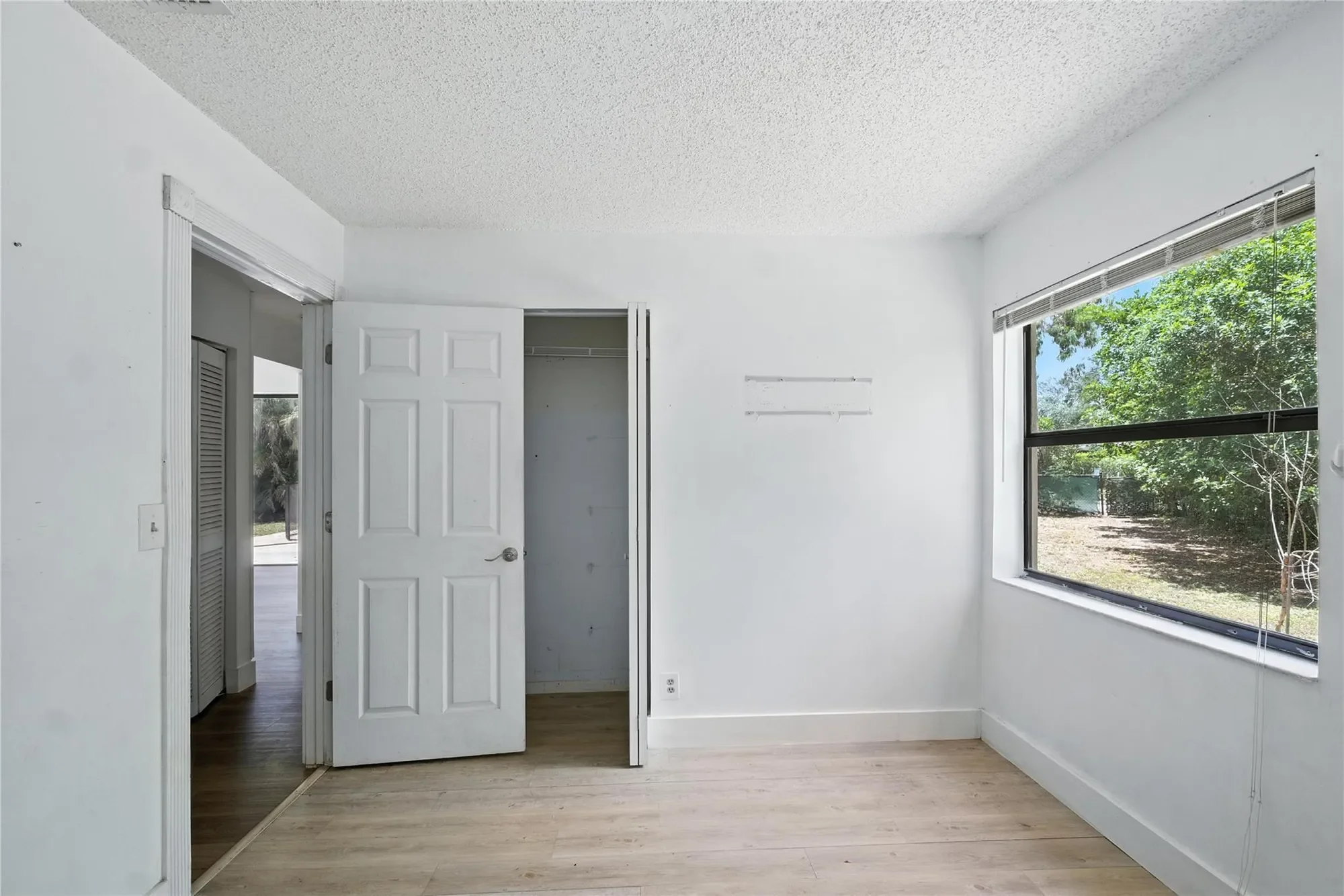Gallery photo 12