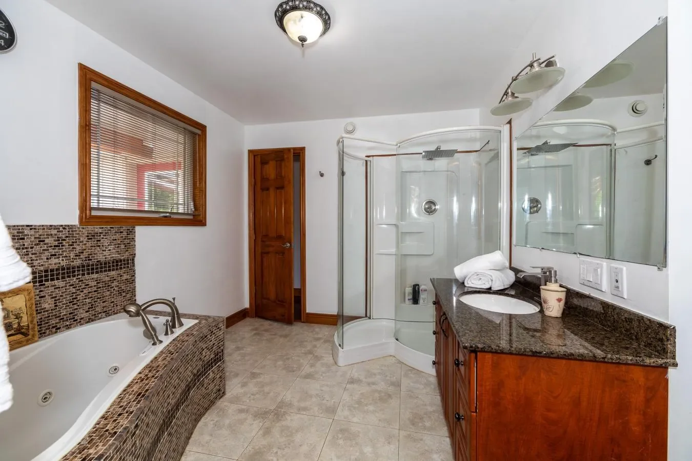 910 26th Street E, Owen Sound, Ontario, Canada. - Photo 3