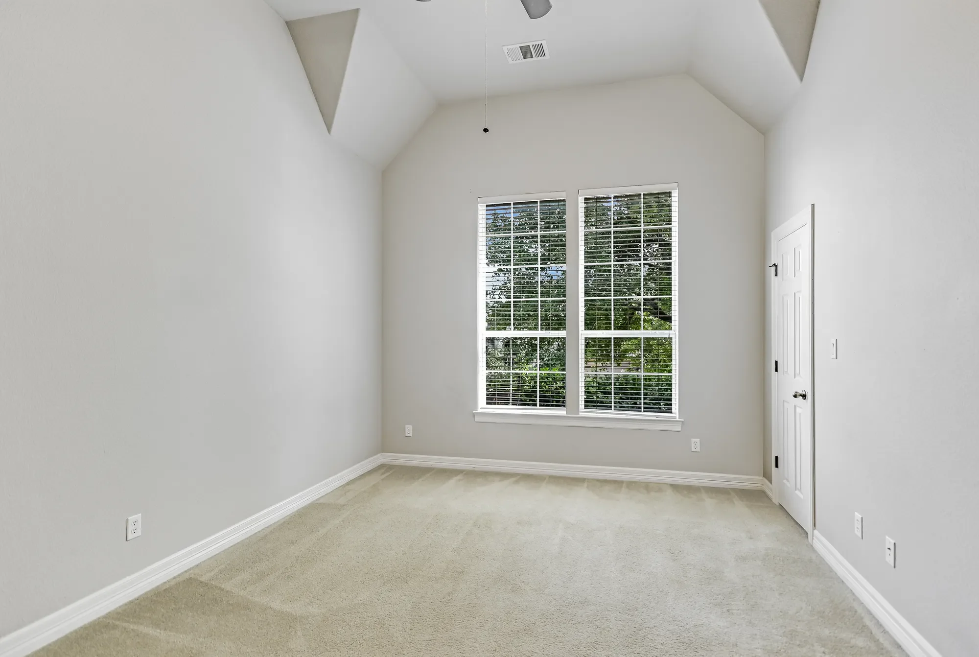 Gallery photo 4