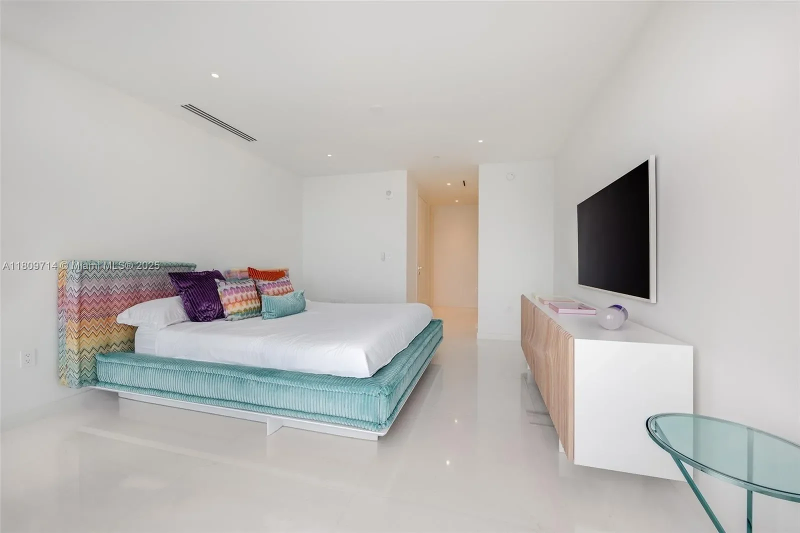 Gallery photo 11