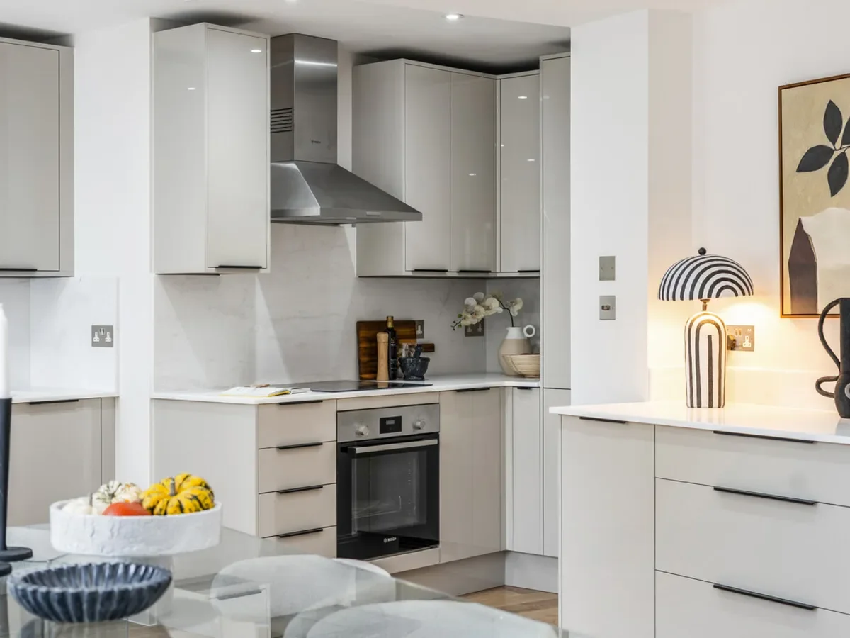 Cadogan Lane, London, SW1X, London, England, United Kingdom. - Photo 15