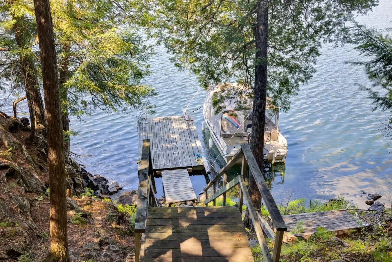 200 chemin Sarrasin, Val-des-Monts, Quebec, Canada. - Photo 14