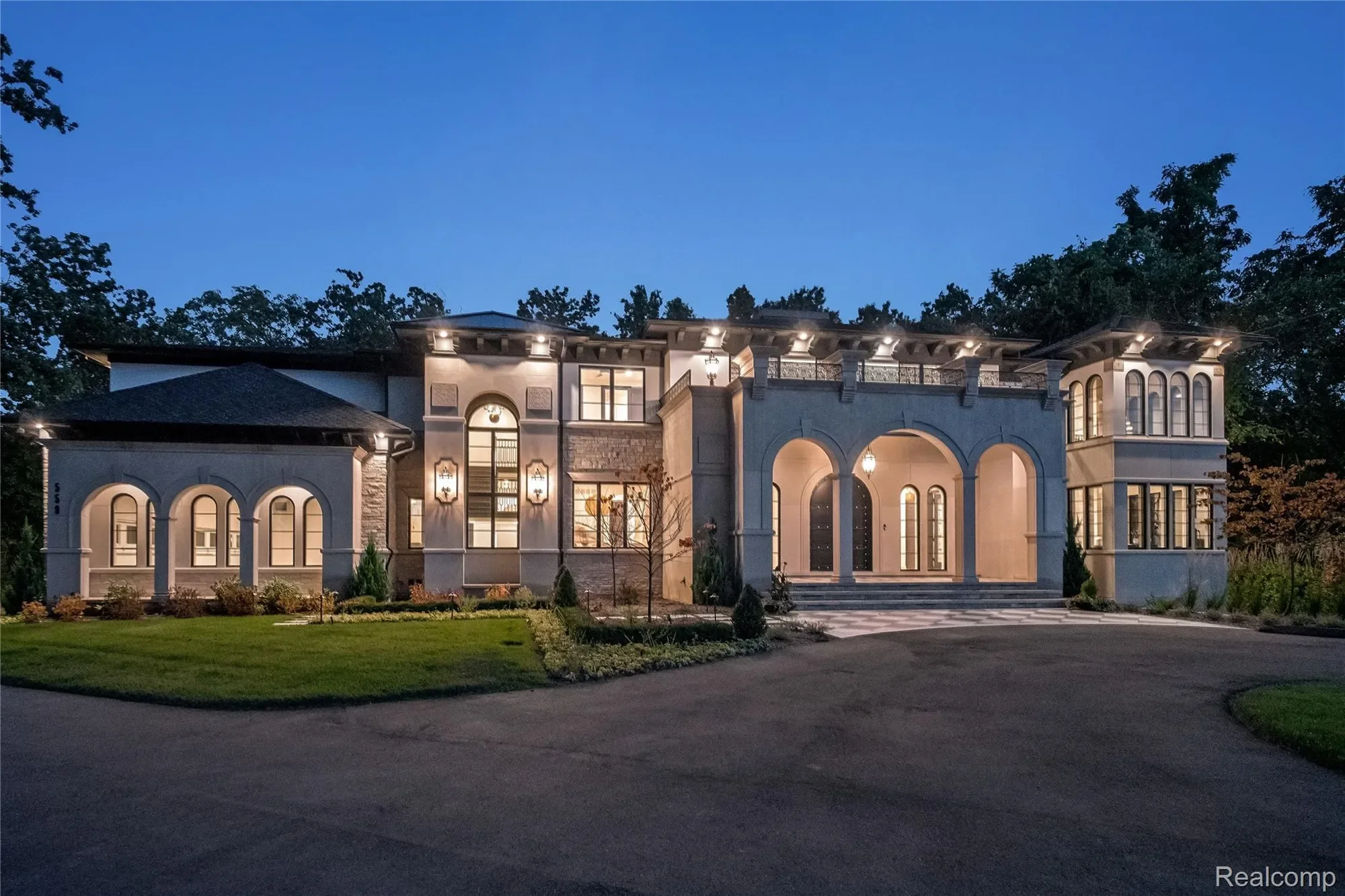 559 Barrington Park Drive, Bloomfield Hills, MI 48304, Bloomfield Hills, Michigan, United States. - Photo 14