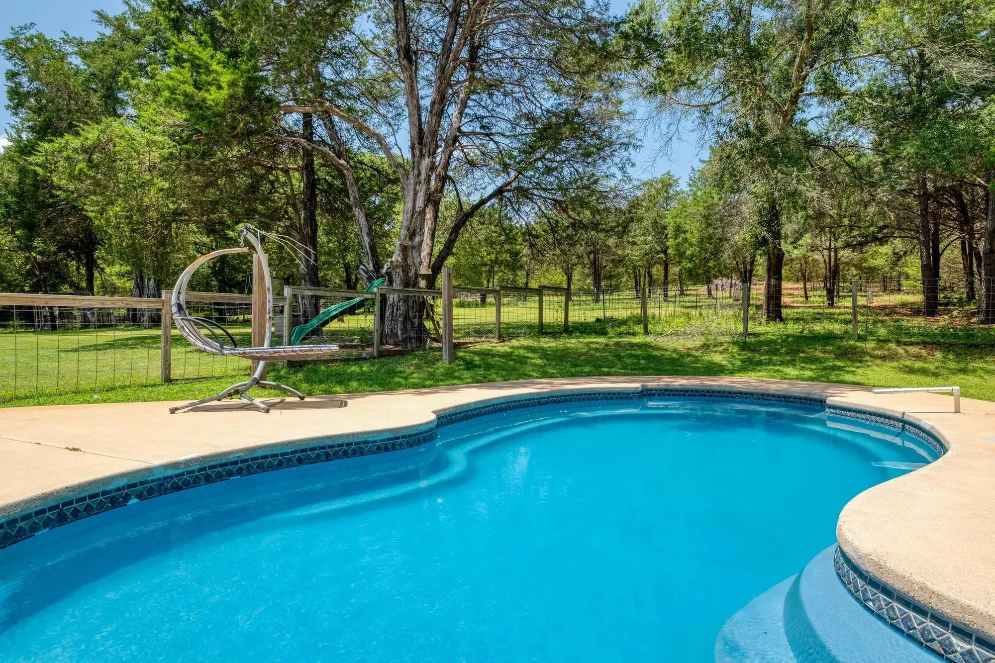 1922 E SH 21, Paige, Texas, United States. - Photo 22