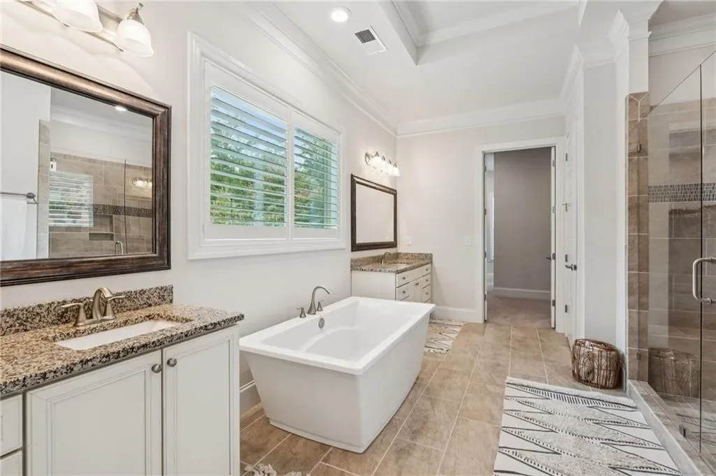 16140 Grand Litchfield Drive, Roswell, Georgia, United States. - Photo 24