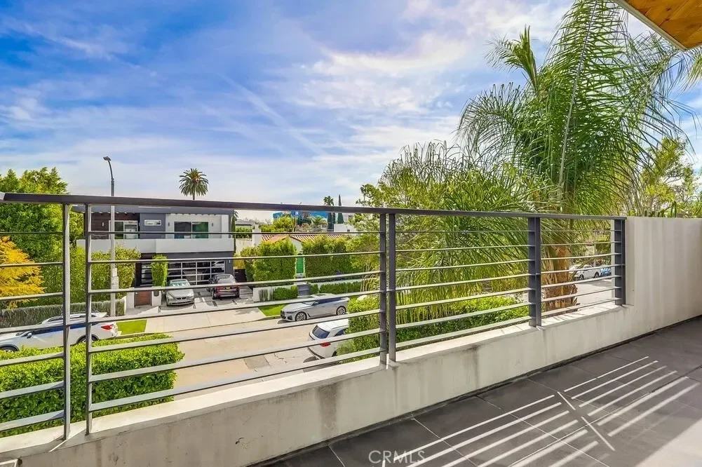737 N Cherokee Avenue, Los Angeles, California, United States. - Photo 36