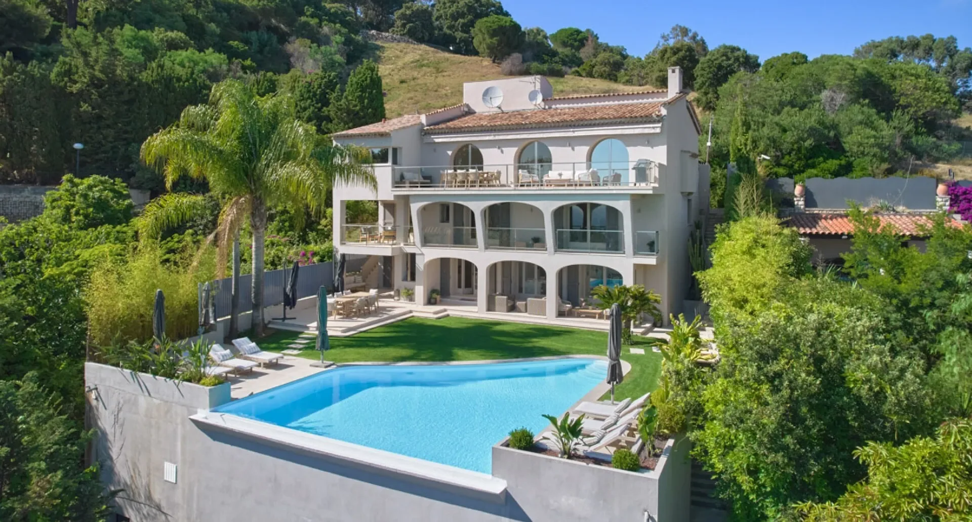 Cannes, Provence-Alpes-Côte d'Azur, France. - Photo 7